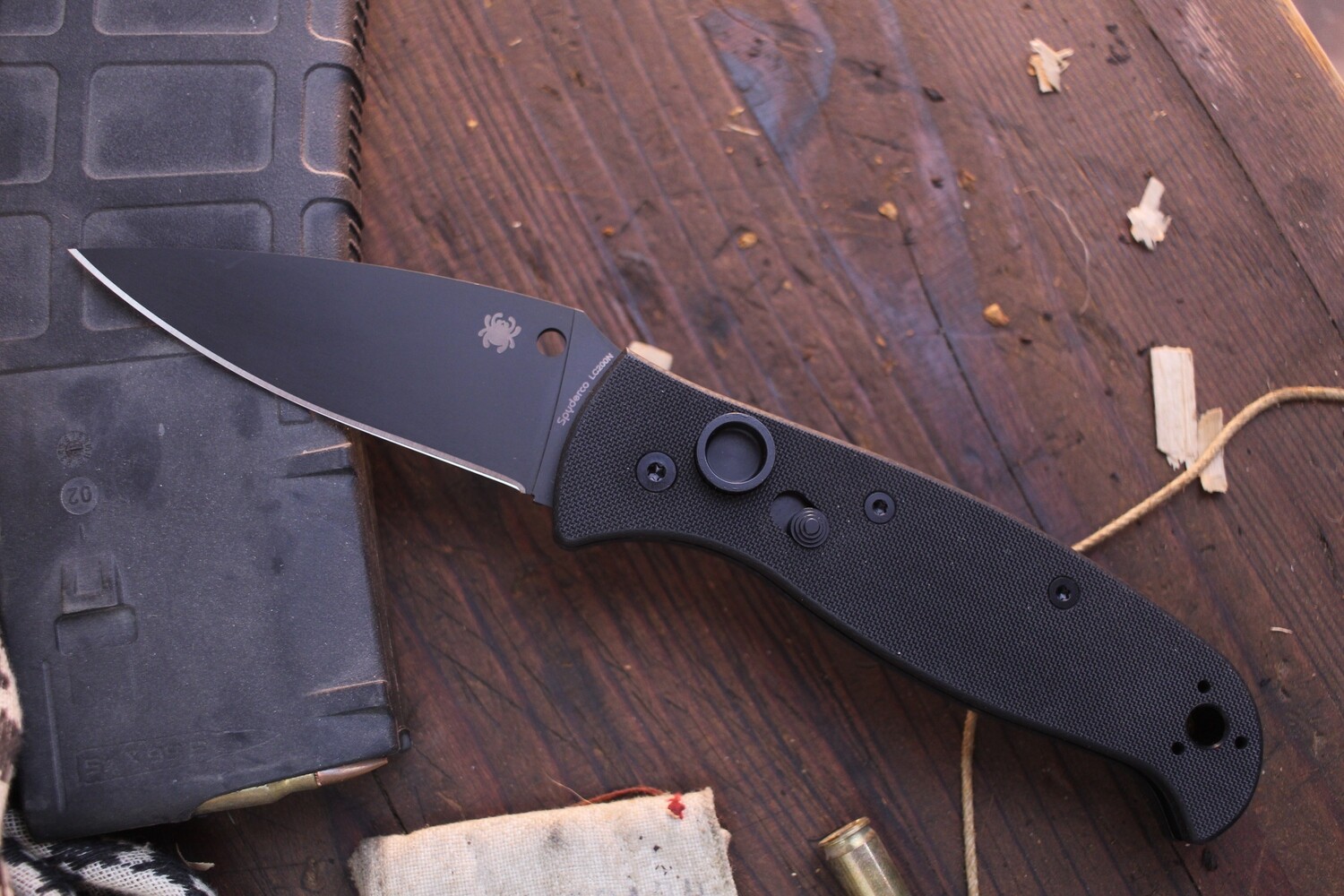 Spyderco Autonomy 2 3.5&quot; Automatic Folder / Black G-10 / Plain Black LC200N