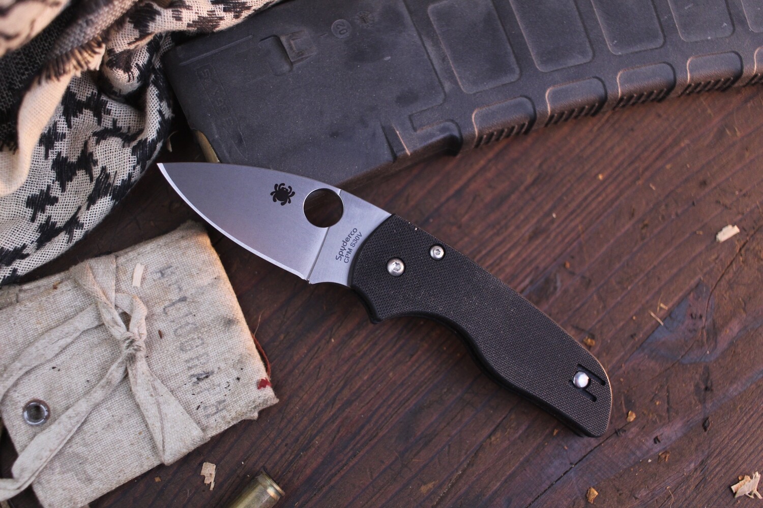 Spyderco Lil&#39; Native 2.5&quot; Compression Lock Folder / Black G-10 / Satin S30V