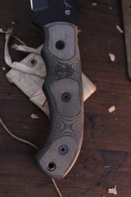 Tops Tom Brown Tracker 6" Fixed Blade Knife / Black &amp; Grey Micarta / Black 1095 ( Pre Owned )