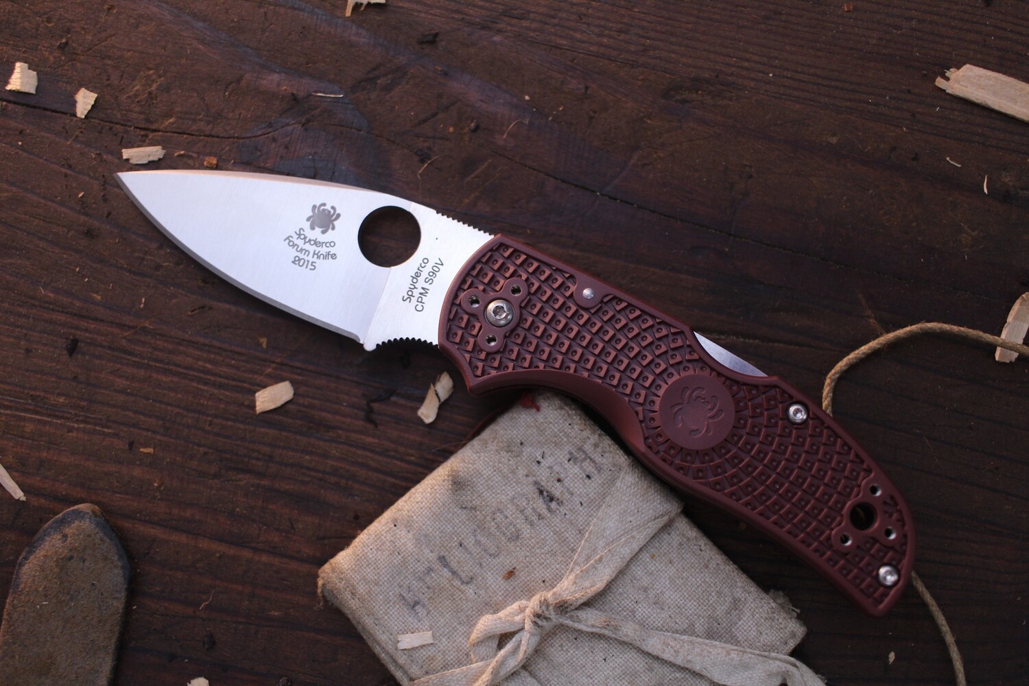 Spyderco Native 5 3&quot; Folder / Burgundy FRN / Satin S90V ( Pre Owned )