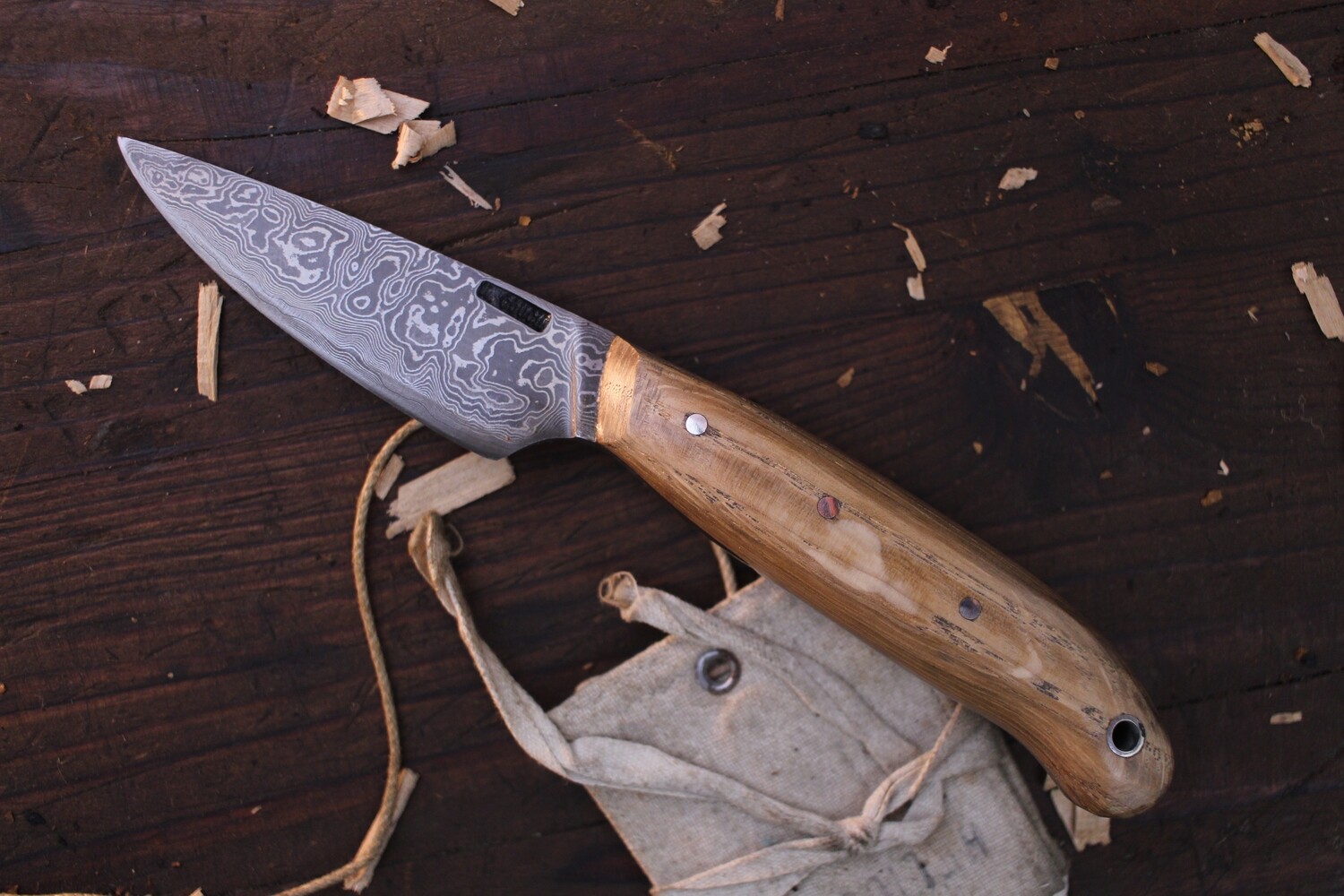 Mark Couch 3.5&quot; Drop Point Hunter / Oak / Alaskan Forged Damascus