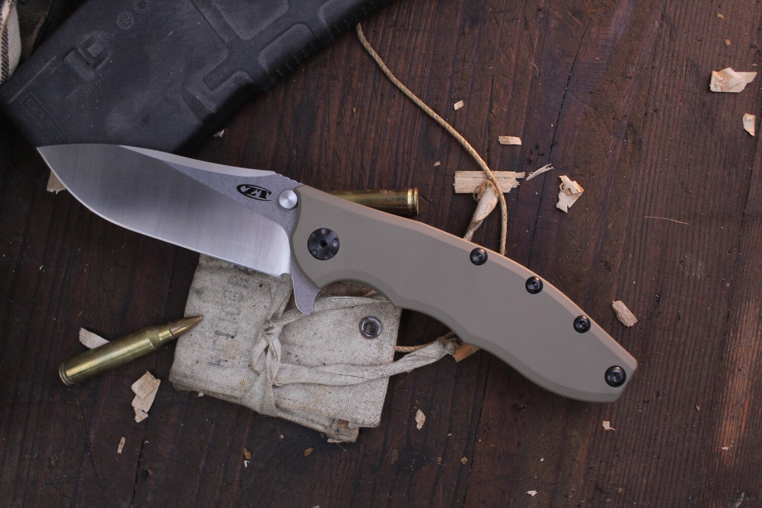 Zero Tolerance 0562TI Hinderer 3.5&quot; Frame Lock Flipper / Desert Tan Cerakote Titanium / Satin 20CV
