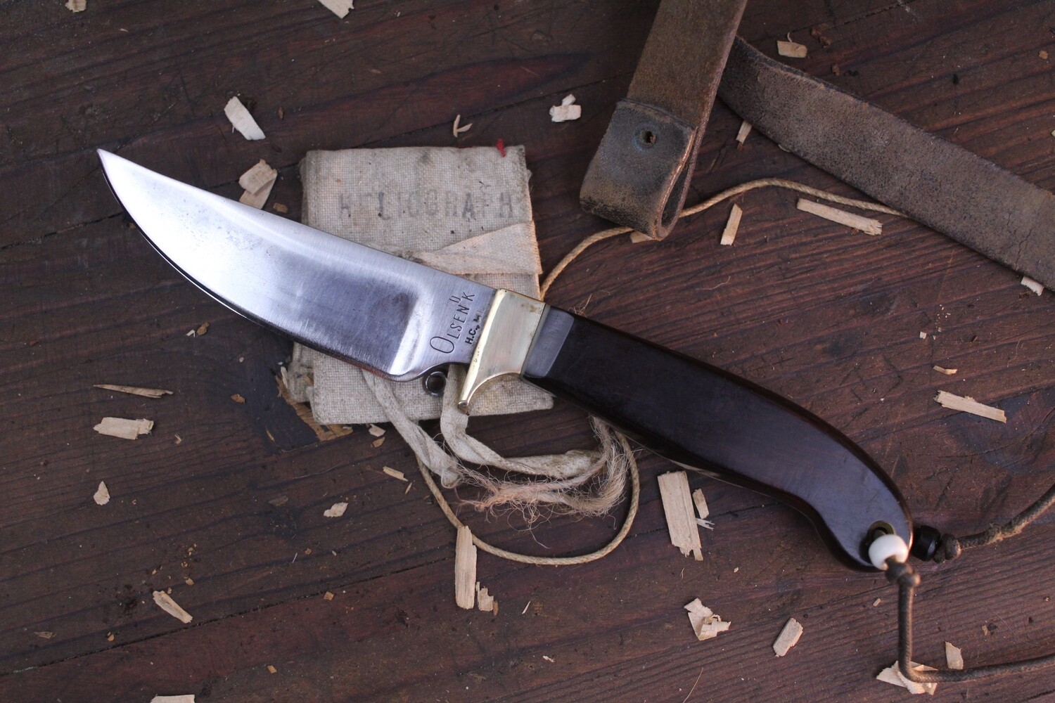 Olsen Knife Co. Olsen OK 4.5&quot; Skinner / Rosewoodf &amp; Brass / Patinaed 1095 ( Pre Owned )