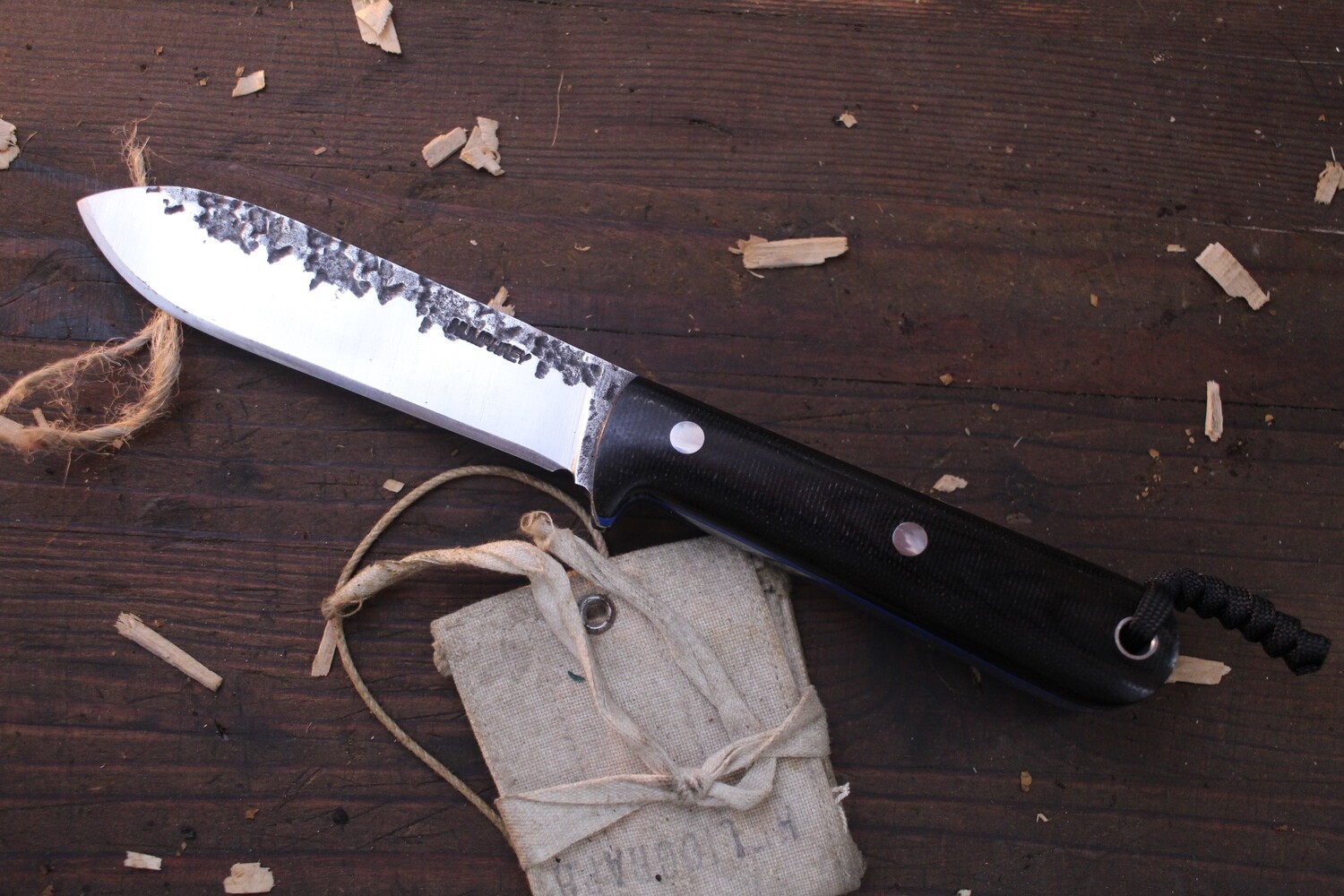 Lon Humphrey Kephart 4.5” Fixed / Black Micarta &amp; Blue Liners / Forge Finish 3V ( Pre Owned )