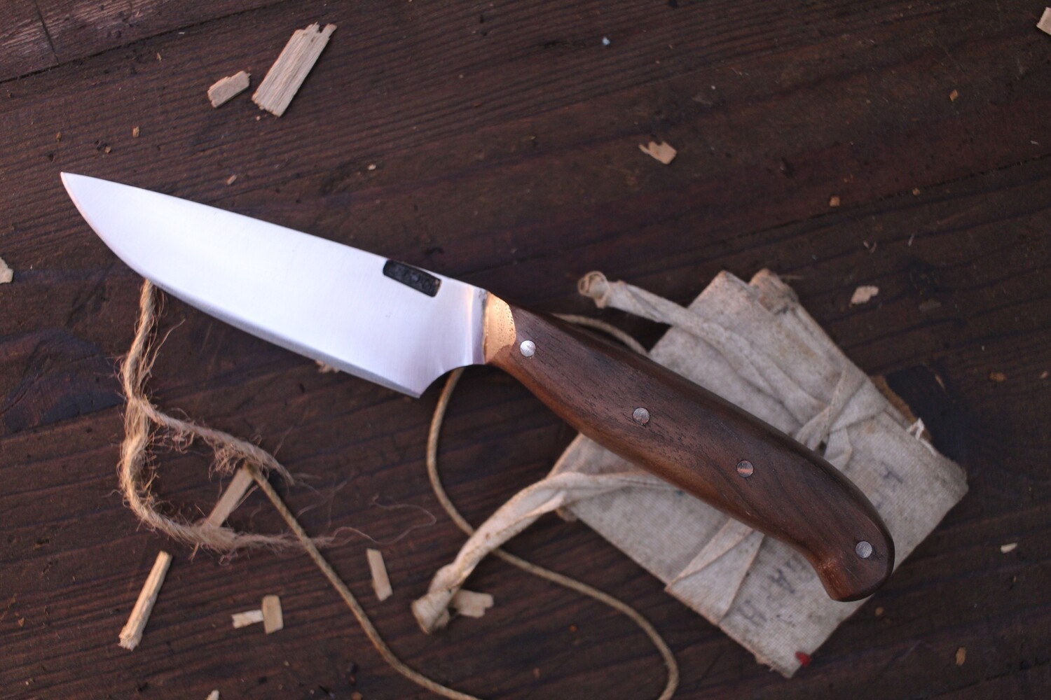 Mark Couch 4.25&quot; Drop Point Hunter / Walnut / Alaskan Forged 52100