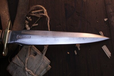 Randall Made Model 2-7 Fighting Stiletto 7" Fixed Blade / Stag / Satin 01 ( Pre Owned )