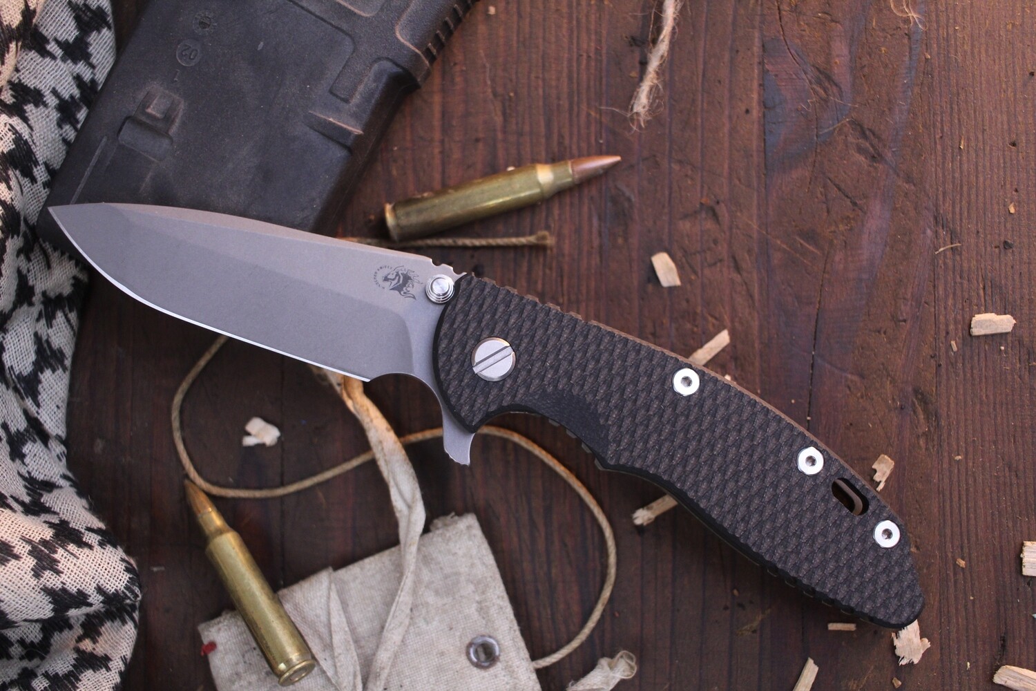 Hinderer XM-18 3.5&quot; Framelock Flipper / Black G-10 &amp; Battle Bronzed Titanium / Stonewash S45VN Spanto