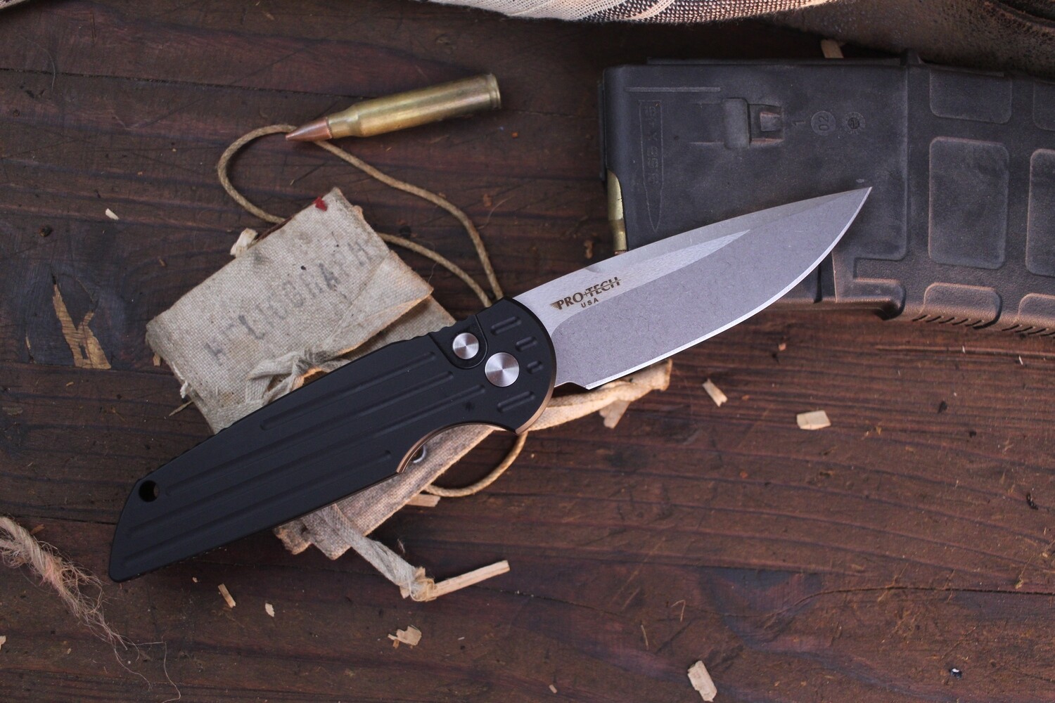 Pro-Tech TR-3 Left Hand 3.5” Auto Buttonlock Folder / Black Contoured Aluminum / Satin 154CM