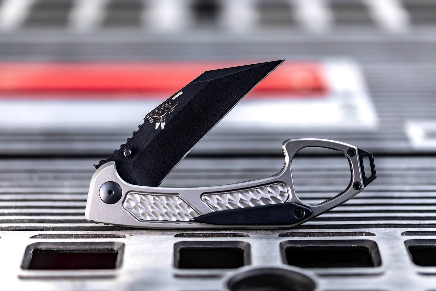 Half Face Blade SHPOS Gen 3 3&quot; Karambit Flipper / Monolithic Titanium Handle / Black Nitride S45VN
