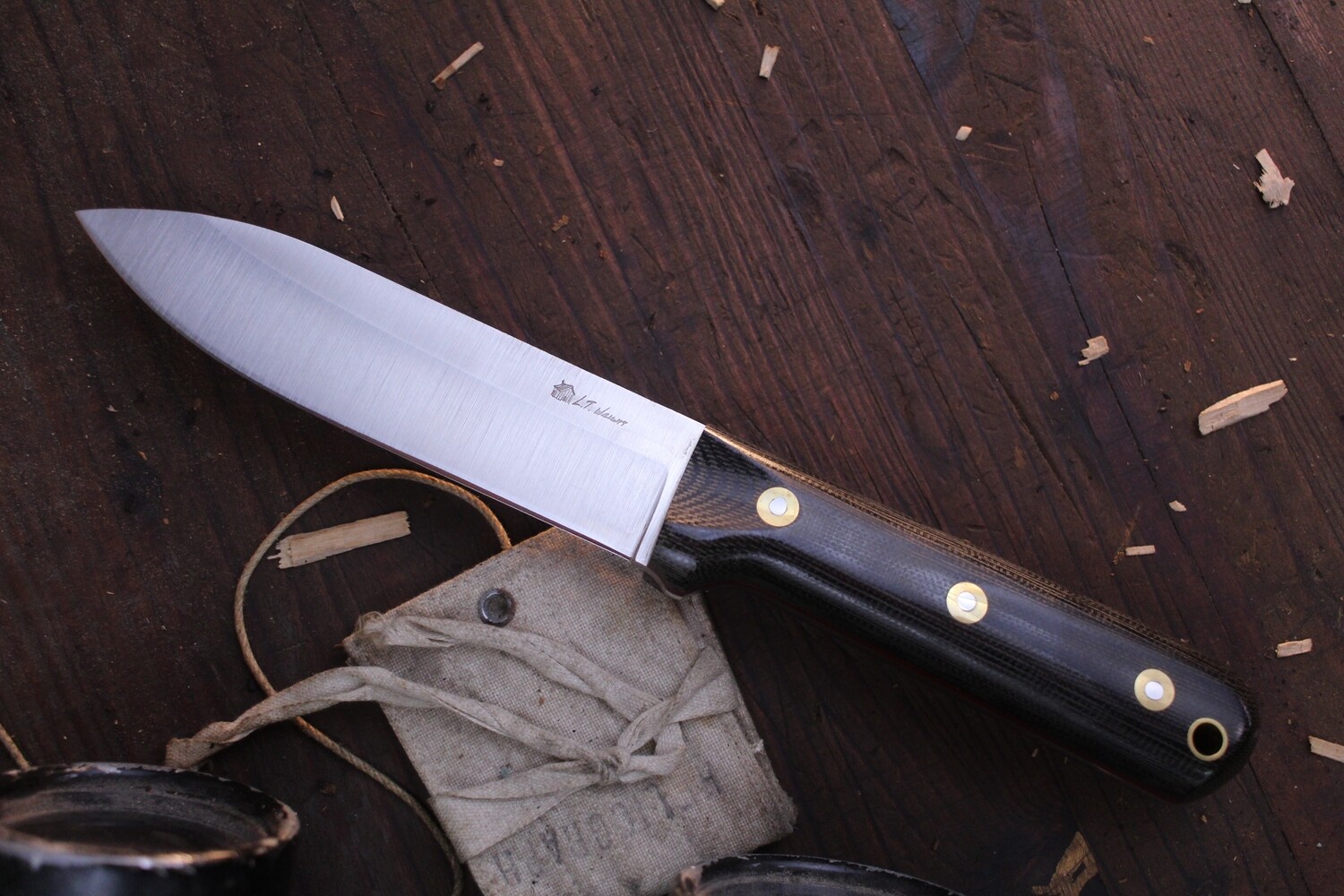 L.T. Wright Gen 5 5.16” Fixed Blade / Black Micarta &amp; Red Liners / Satin Saber Ground A2 ( Pre Owned )