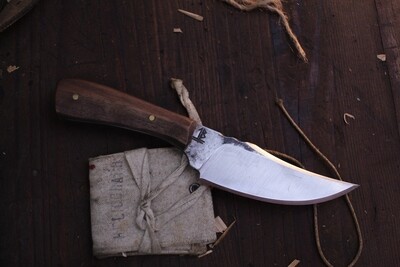 Barrett Knives TUSK 4” Fixed Blade / Walnut / Alaskan Forged 1095