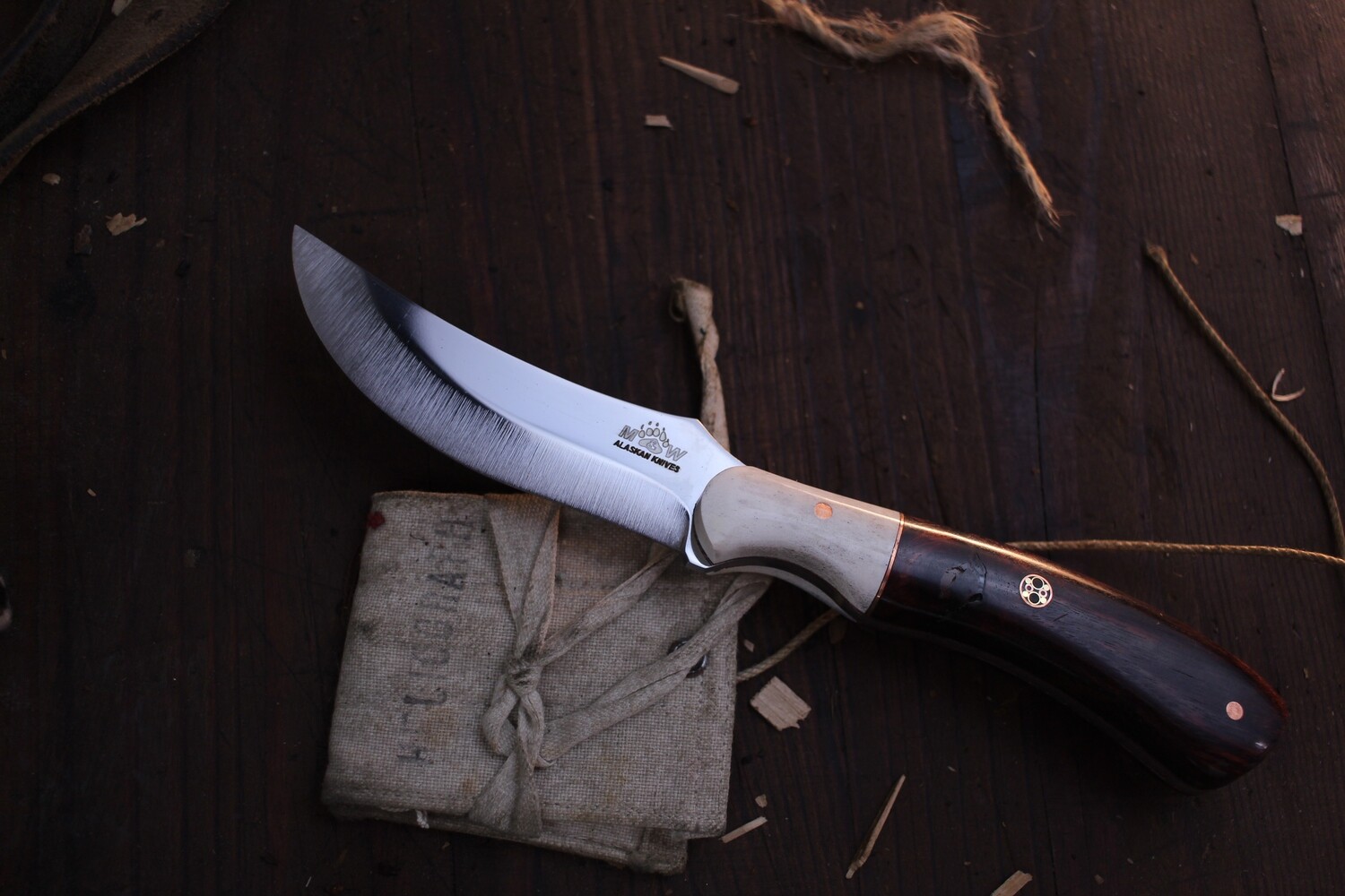 M&amp;W Alaskan South Side Slicer 3.5” Trailing Point / Bloodwood &amp; Moose Antler Bolster / Polished AEB-L