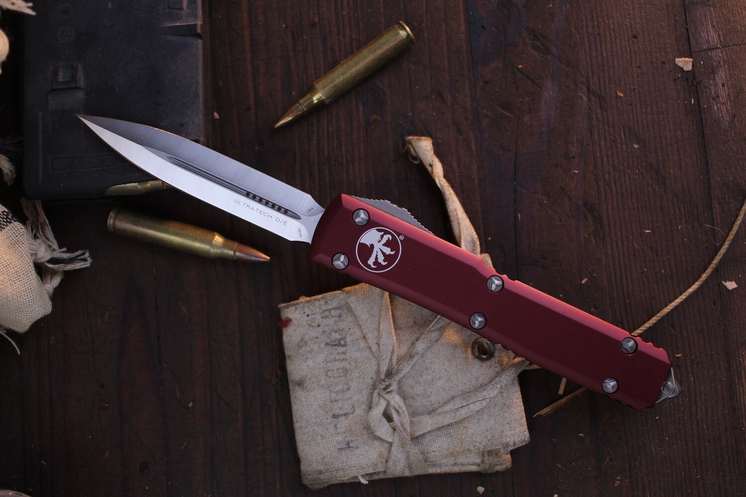 Microtech Ultratech D/E 3.4&quot; OTF Auto / Merlot Red Aluminum / Satin