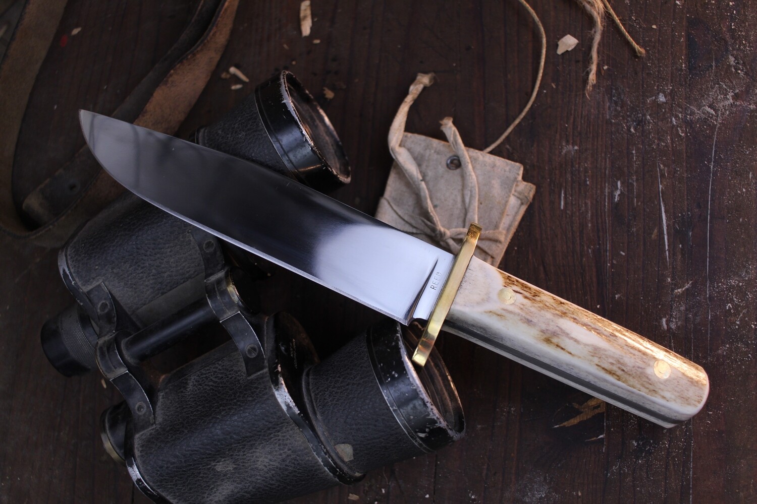David Reed Backwoods Fighter 7&quot; Fixed Blade / Elk  &amp; Brass Double Guard / Satin D2