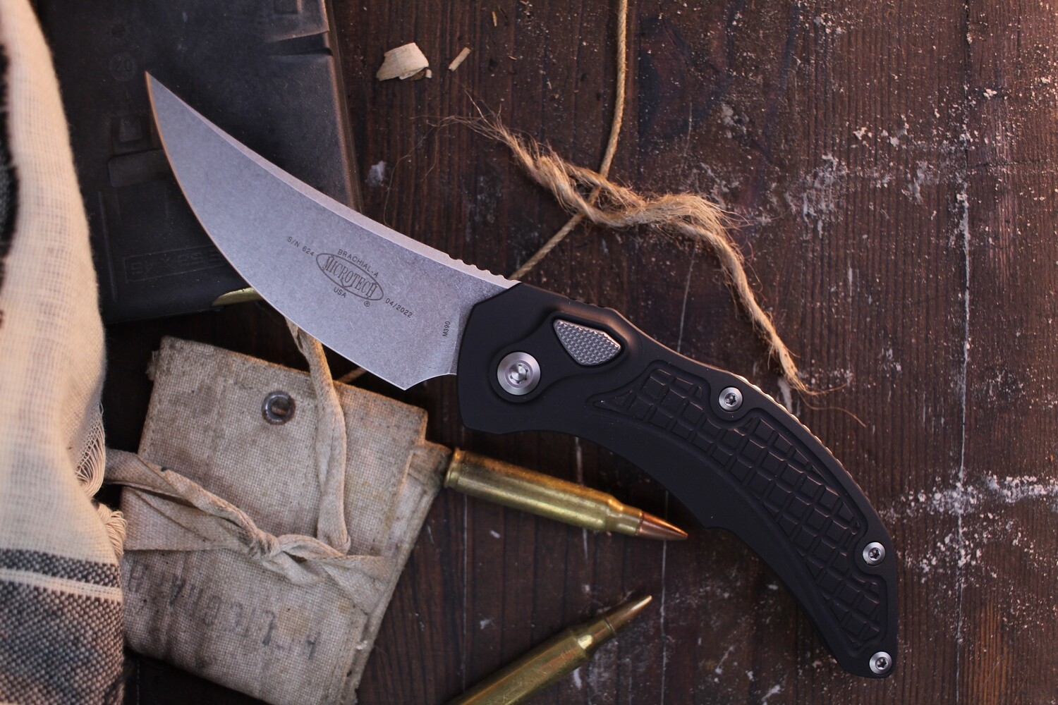 Microtech Brachial 3.25&quot; Auto Button Lock Folder / Black Aluminum /  Stonewashed M390 ( Pre Owned )