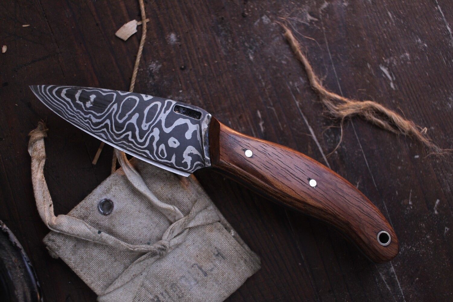 Mark Couch 3.25&quot; Leaf Point Skinner / Deruvean Kingwood  / Alaskan Forged 1095 &amp; 15N20 Damascus