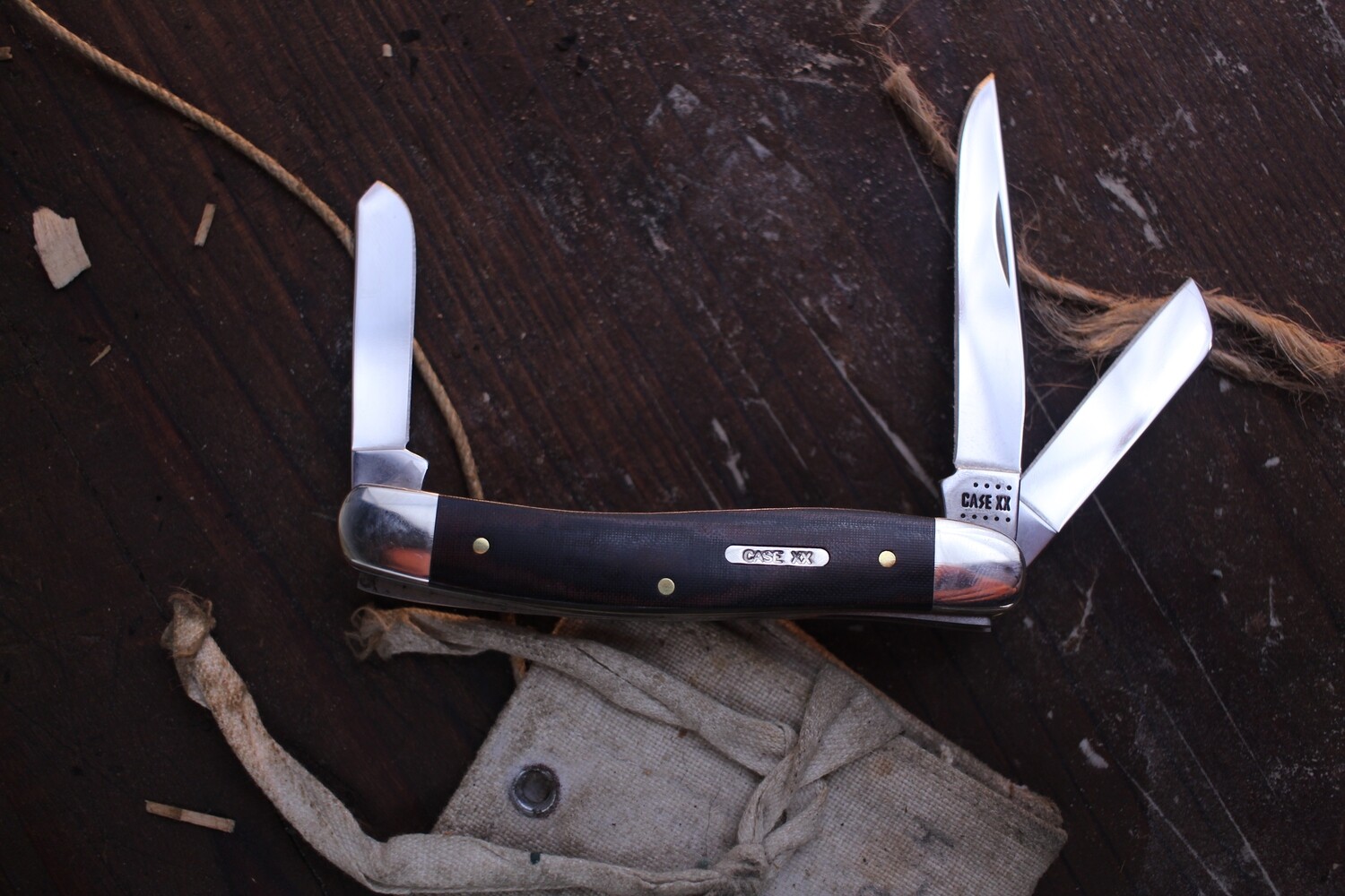 Case Medium Stockman 3.63&quot; Closed Slipjoint Folder / Smooth Red &amp; Black Micarta / Polished Tru-Sharp Stainless ( Discontinued )