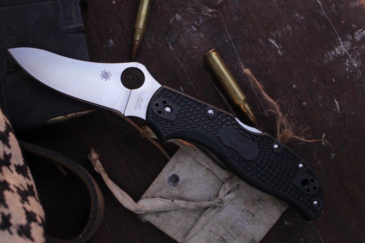 Spyderco Stretch 2 3.4&quot; Lockback Folder / Racing Green FRN / Satin ZDP-189 ( Pre Owned )