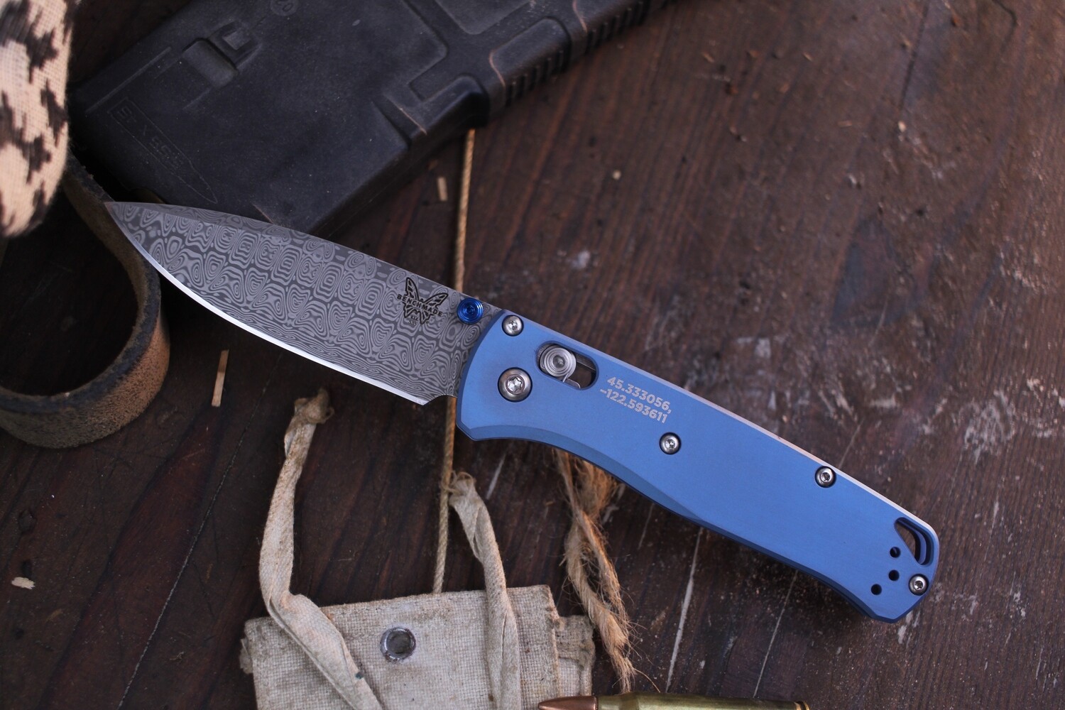 Benchmade Limited Edition 5th Anniversary Bugout 3.2&quot; AXIS Lock Folder / Blue Anodized Titanium / Damasteel®