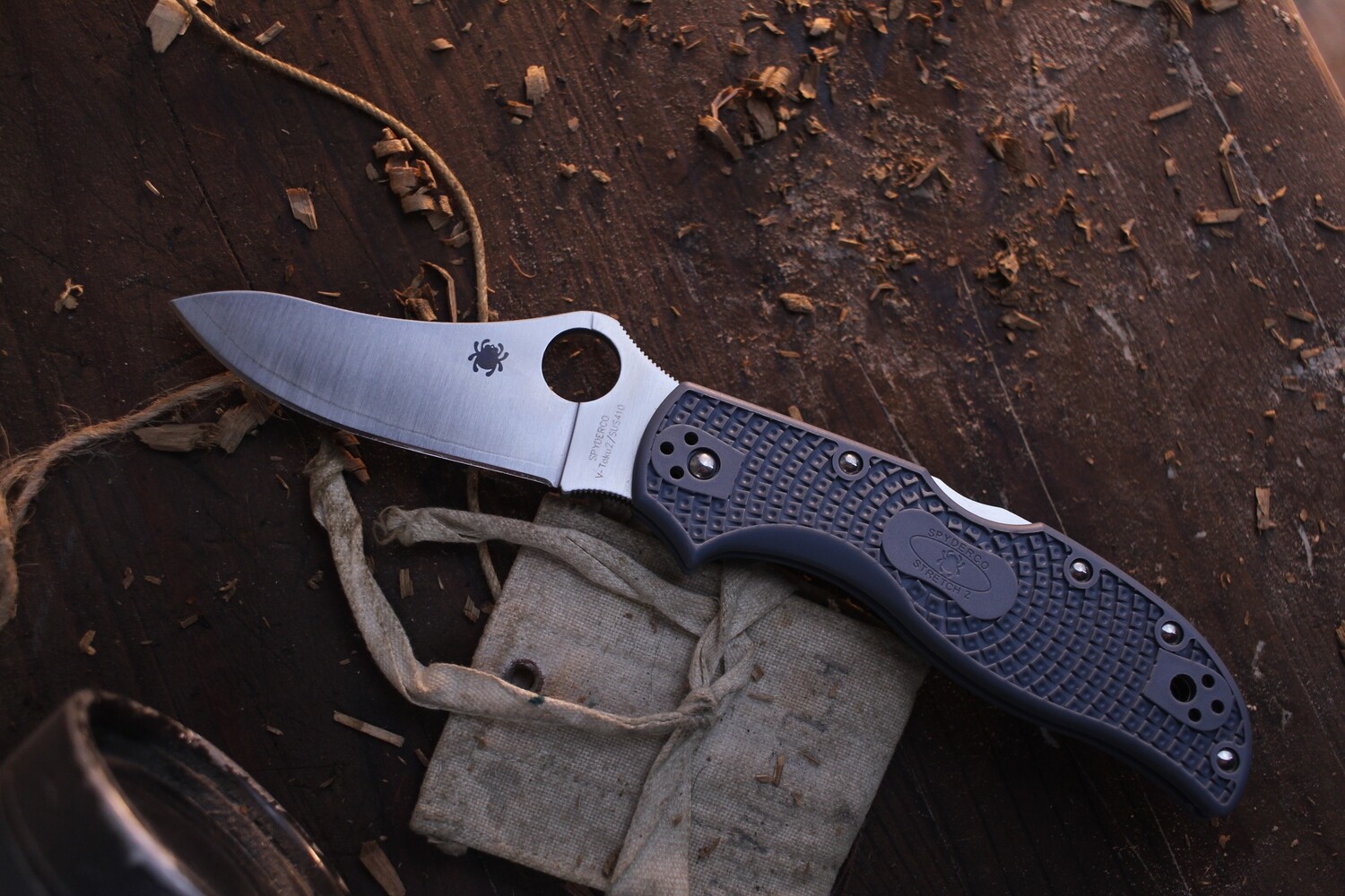 Spyderco Stretch 2 3.4&quot; Lockback Folder / Blue FRN / Satin V-Toku2 ( Pre Owned )