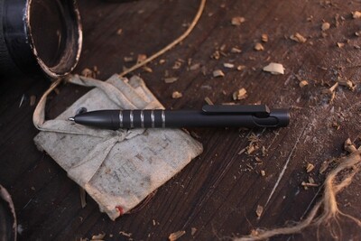 Urban Survival Gear TiScribe-Go Bolt Action Pen / Short 4.76” &amp; 26g / Dark Titanium