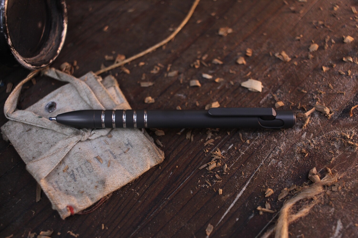 Urban Survival Gear TiScribe-Go Bolt Action Pen / Long 5.36” &amp; 27g / Dark Titanium