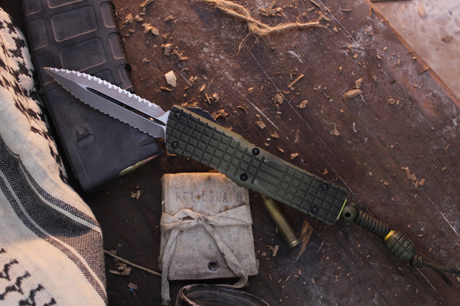 Microtech Combat Troodon D/E 4&quot; OTF / Frag Off Series Green Aluminum / Stonewash Serrated ( Pre Owned )