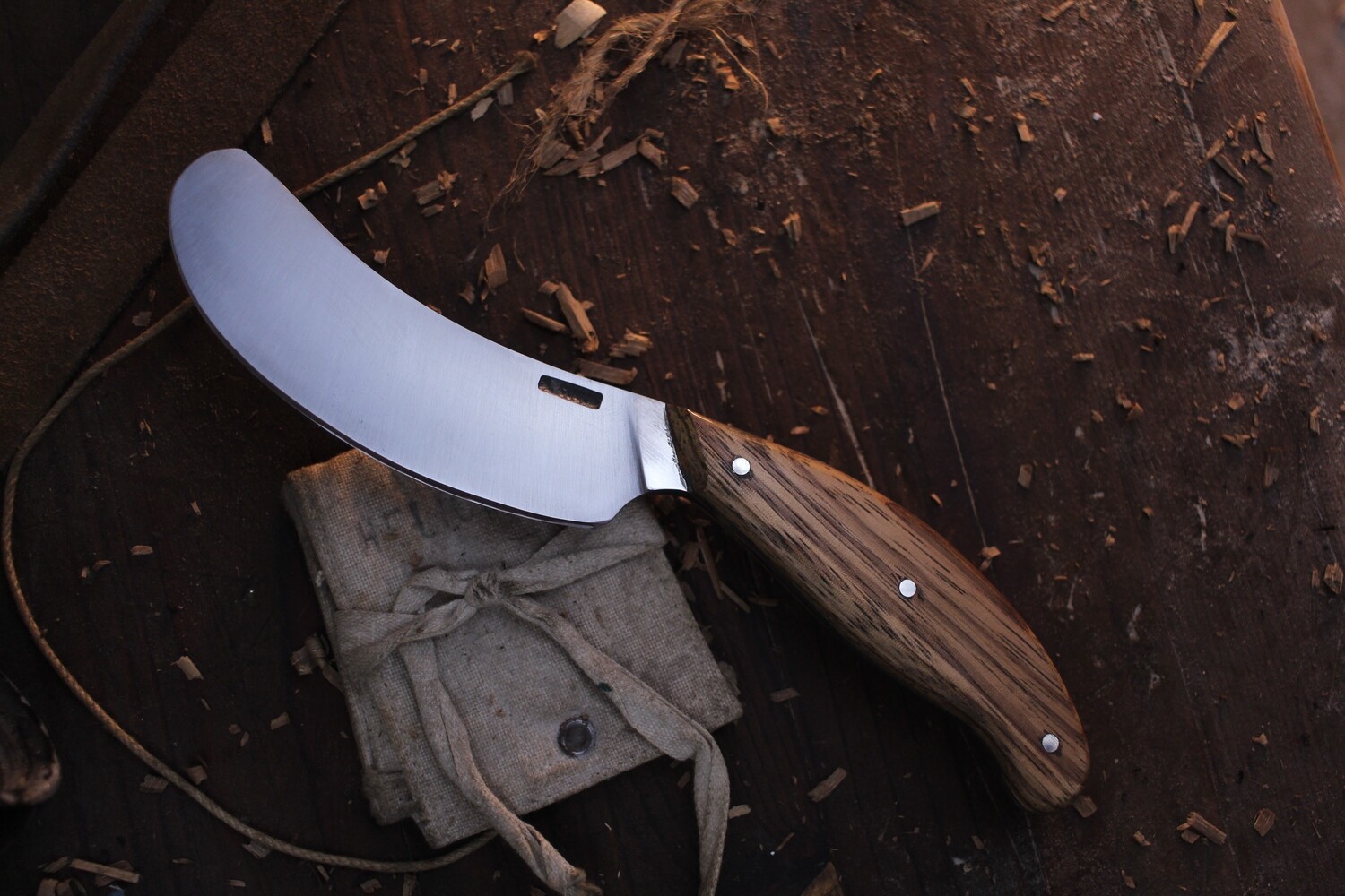 Mark Couch 4” Beaver Tail Skinner / Zebra Wood / Alaskan Forged Satin 52100