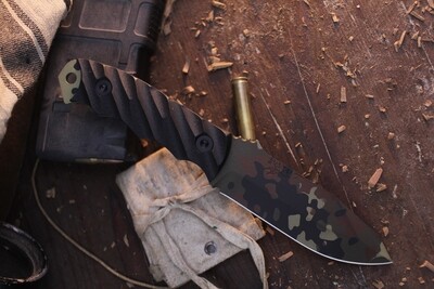 Half Face Blade Disaster Jr. 3.75” Fixed Blade / Black Textured G-10 / M81 Woodland Camo Cerakote CPM-3V