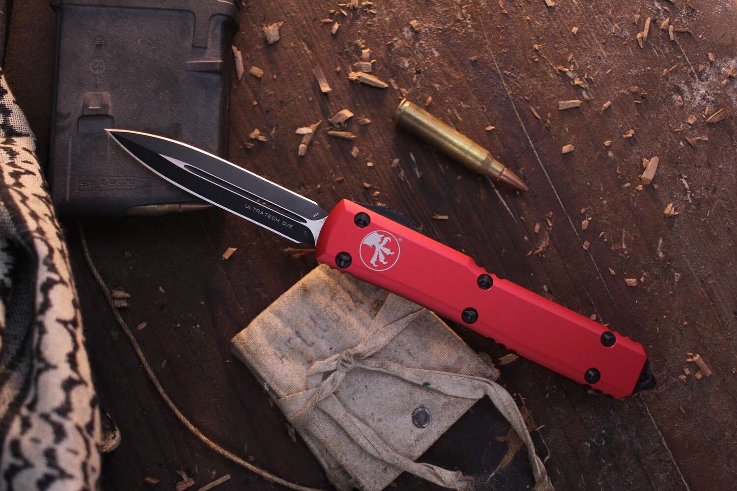 Microtech Ultratech 3.4&quot; OTF D/E Automatic Knife, Red / Black ( Pre Owned )