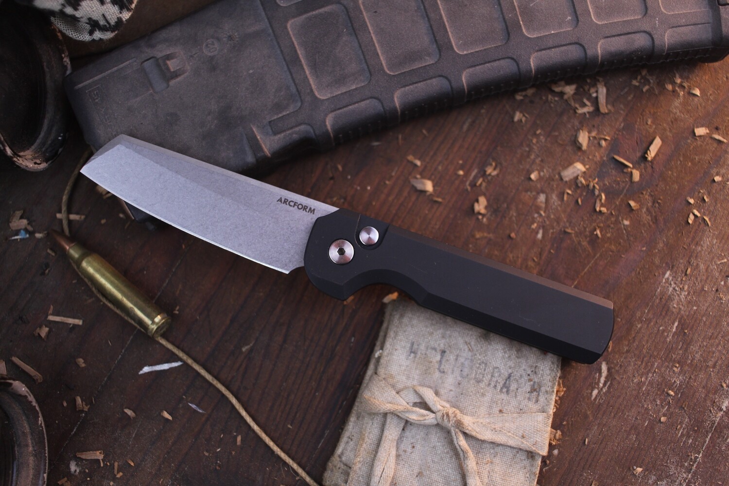 Arcform Slimfoot 3.1&quot; Automatic Buttonlock Folder / Black Aluminum / Stonewash 154CM ( Pre Owned )