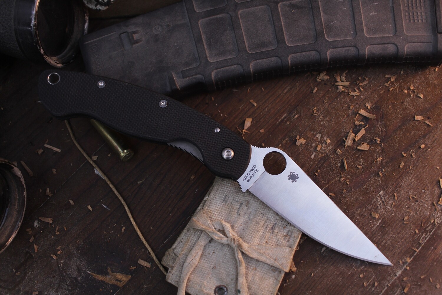 Spyderco Military 4&quot; Folder LH / Black G10 / Satin S30V