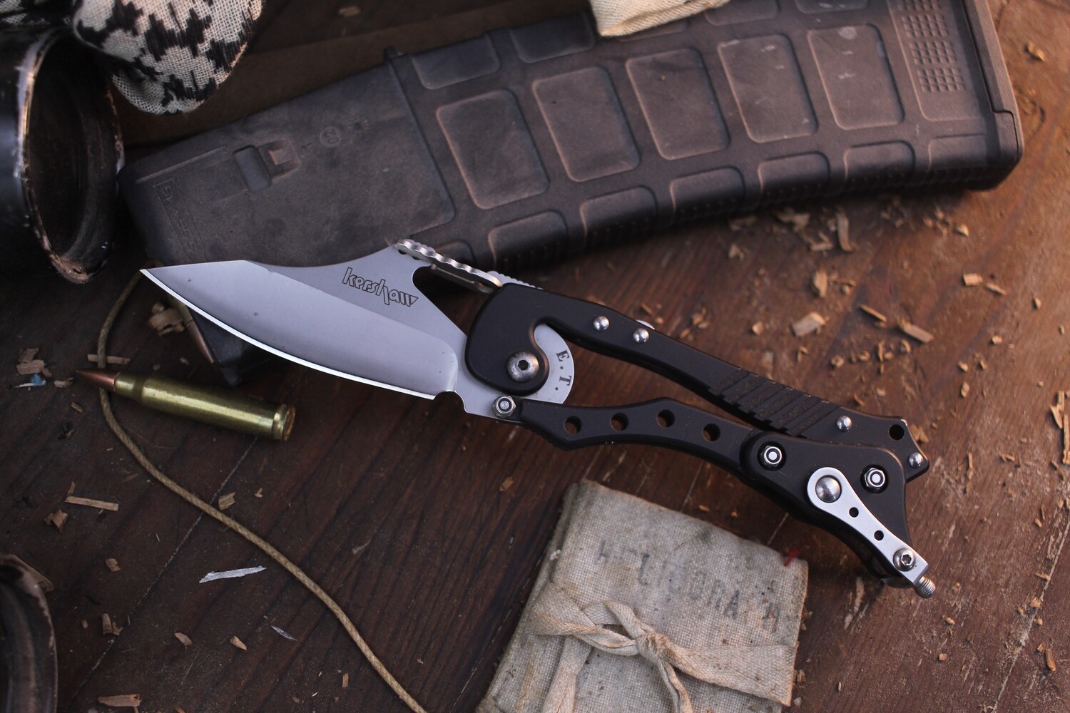 Kershaw E.T. 3.25&quot; External Toggle Knife / Black Aluminum / Bead Blasted Sandvik 13C26 ( Pre Owned )