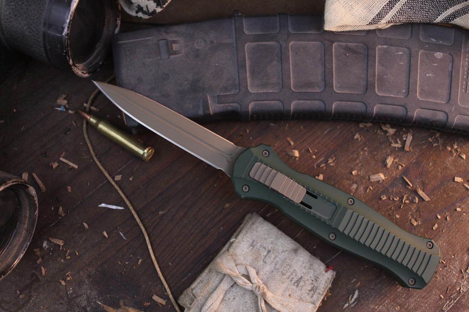 Benchmade Infidel 3.9&quot; D/A OTF Automatic Knife / OD Green &amp; FDE Cerakote / FDE D2 (Pre-Owned)