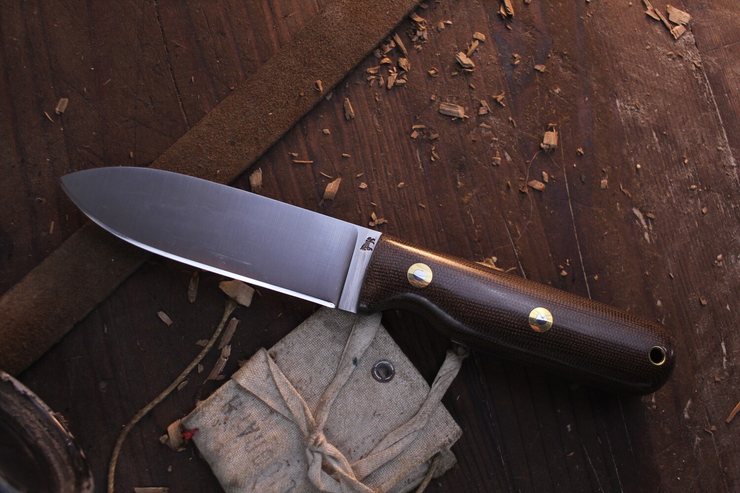 Blind Horse Knives Bushcrafter 4&quot; Fixed Blade / Green Micarta / Satin Flat Ground O1 ( Pre Owned )