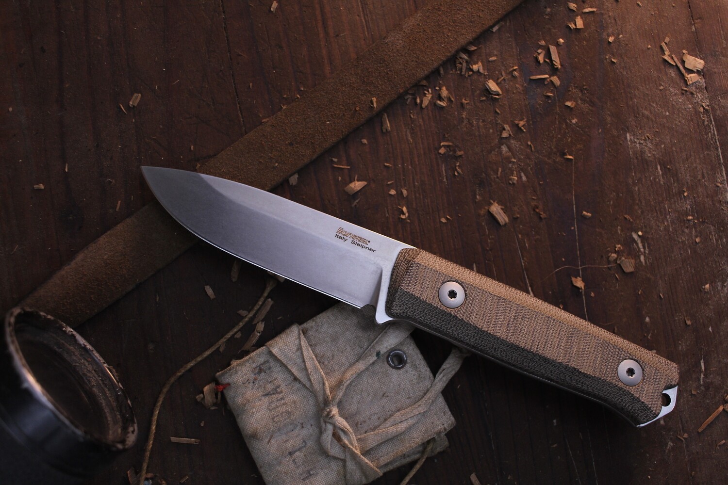 LionSTEEL B40 4&quot; Fixed Blade Knife / Green Micarta Handle / Stonewash Sleipner Steel
