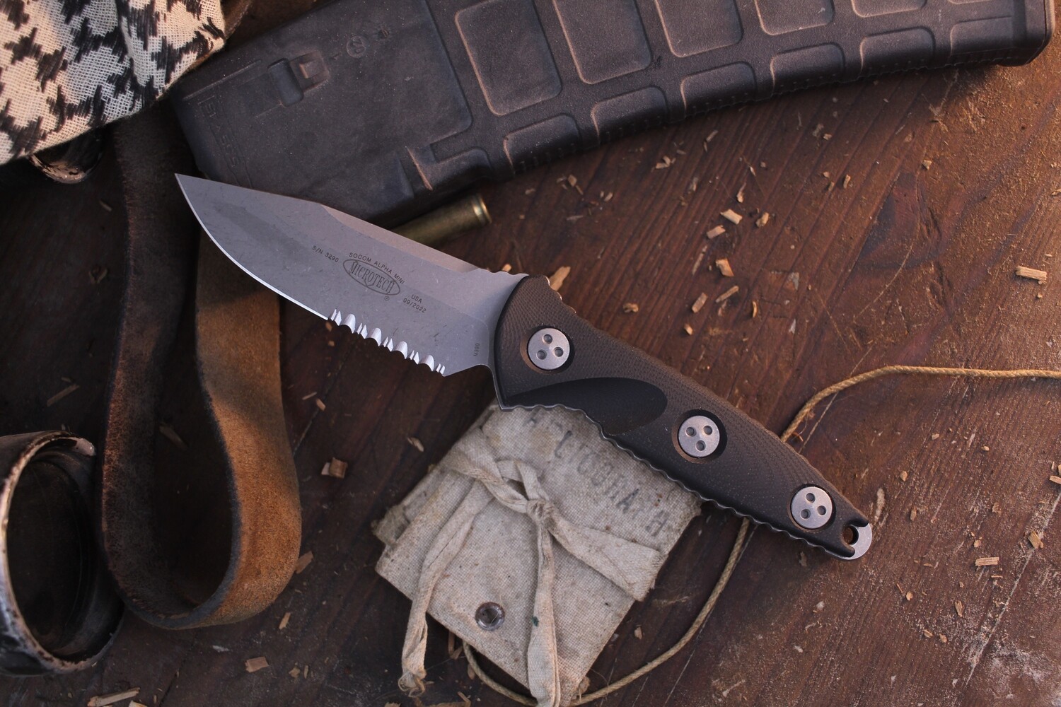 Microtech Socom Alpha Mini 3.72” Fixed Blade / Black G-10 / Stonewashed Partially Serrated