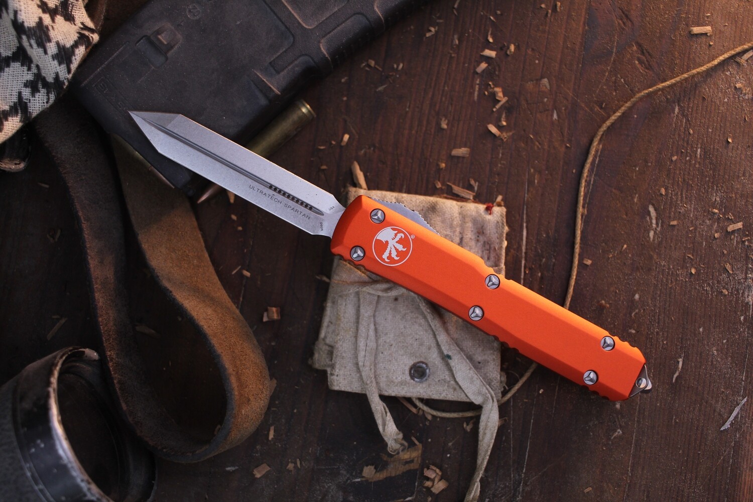 Microtech Spartan Ultratech 3.46” OTF Auto / Orange Aluminum / Stonewashed