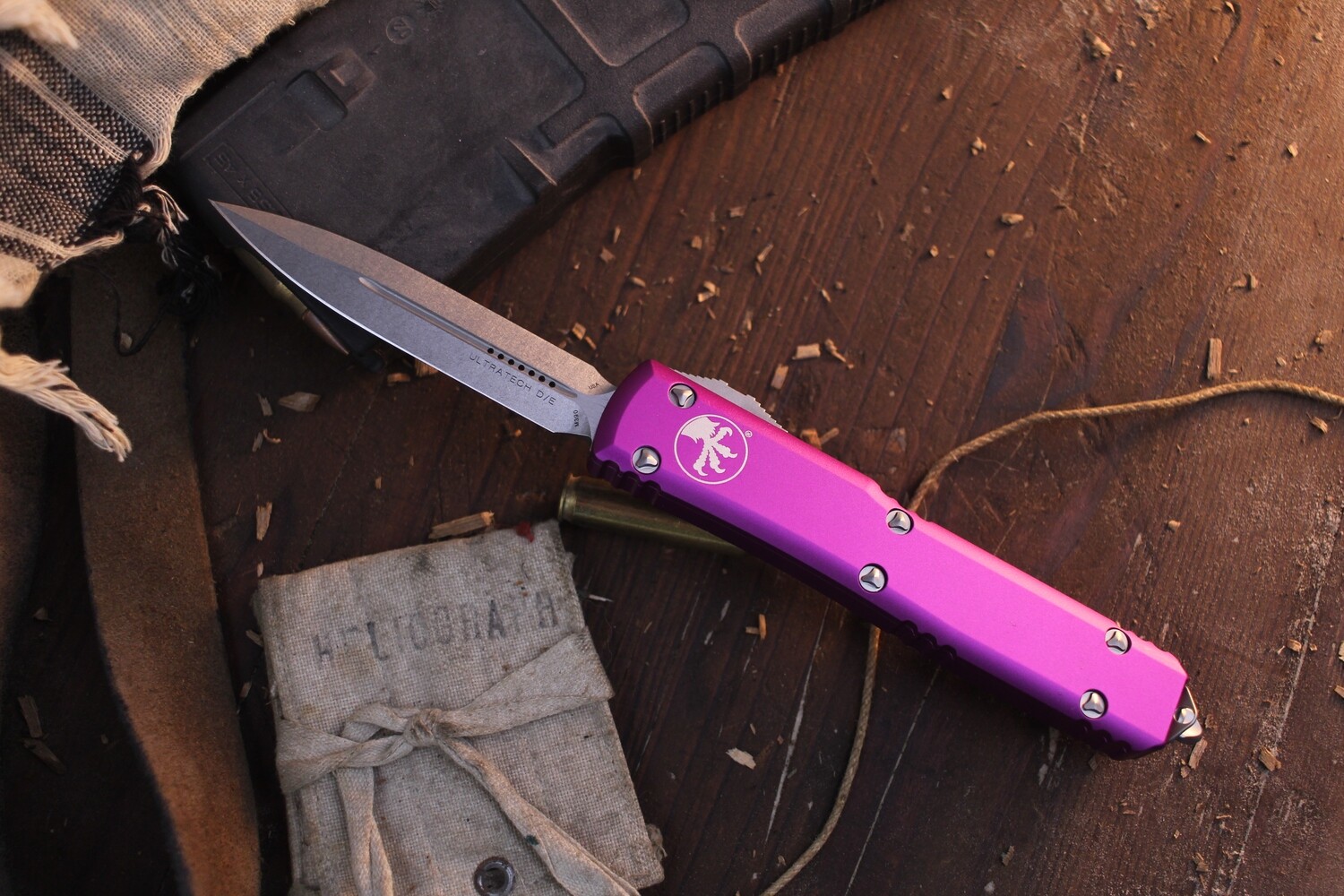 Microtech Ultratech D/E 3.4” OTF Auto / Violet Aluminum / Stonewashed