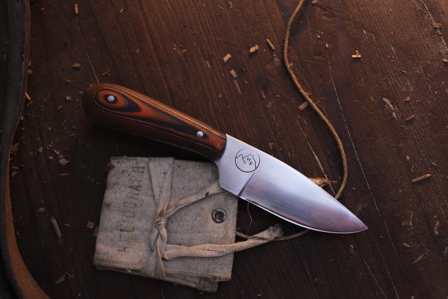 Highlands Forge 2&quot; Fixed Blade Micro Hunter / Orange Suretouch™ / Satin Forged 1095