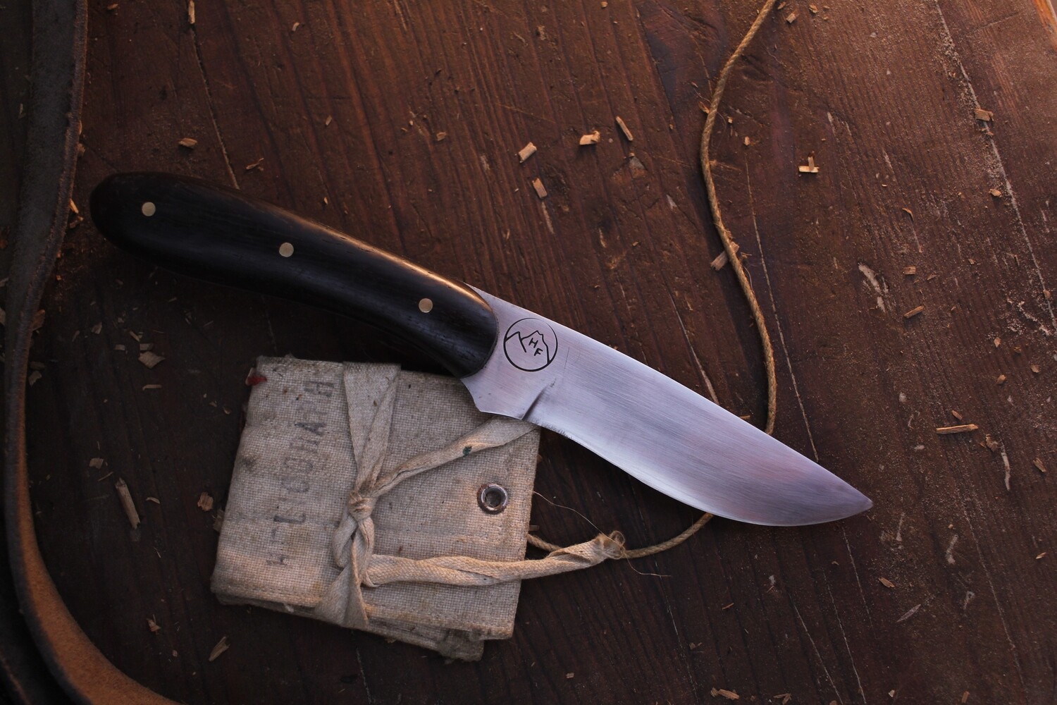Highlands Forge 3&quot; Fixed Blade Mini Hunter / Wenge / Satin Forged 1095