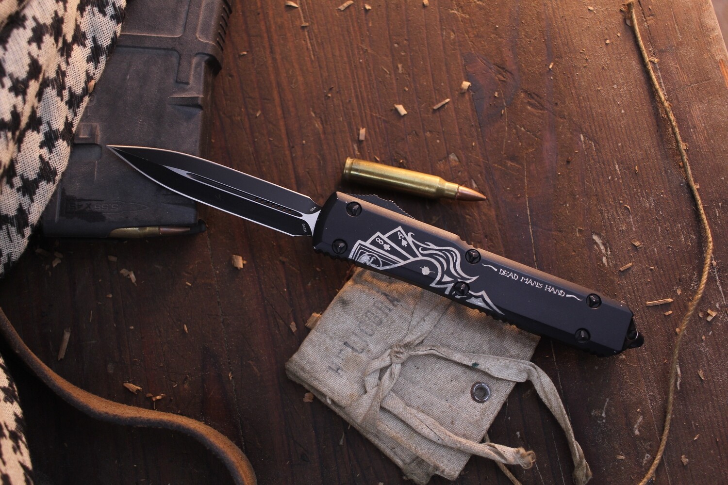Microtech Signature Series Ultratech 3.4&quot; D/E OTF Automatic / Black Aluminum With Dead Man&#39;s Hand Engraving / Black (Pre Owned)