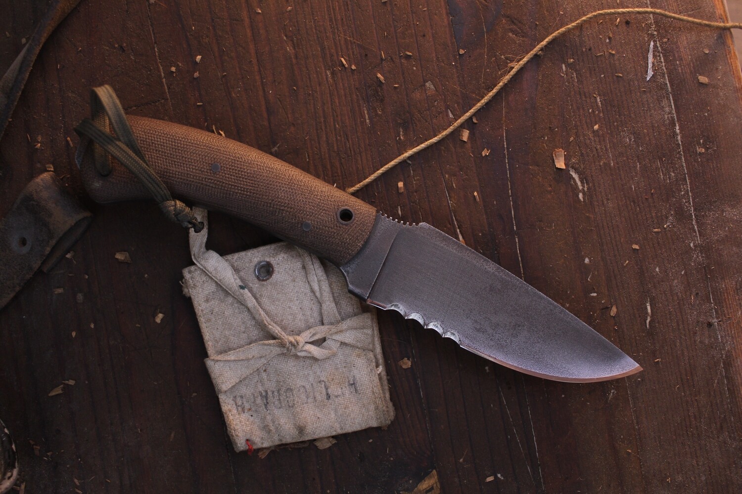 Winkler Knives Woodsman 4.25" Fixed Blade / Natural Micarta / Black
