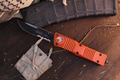 Microtech Combat Troodon S/E 3.8" OTF Automatic Knife / Orange / Black / Serrated ( Pre Owned )