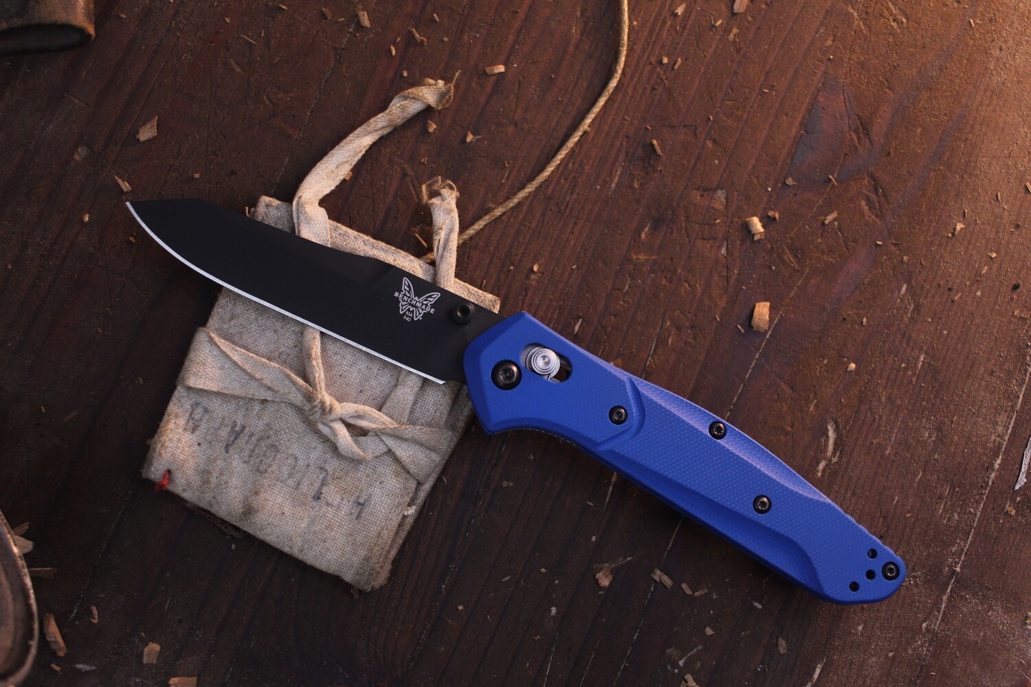Benchmade Osborne 3.4&quot; AXIS Lock Knife / Blue G10 / Black DLC / 20CV ( Pre Owned ) )