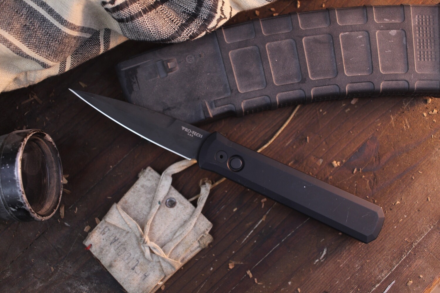 Pro-Tech Godfather 4&quot; Automatic Knife / Black Aluminum / Black 154CM ( Pre Owned )