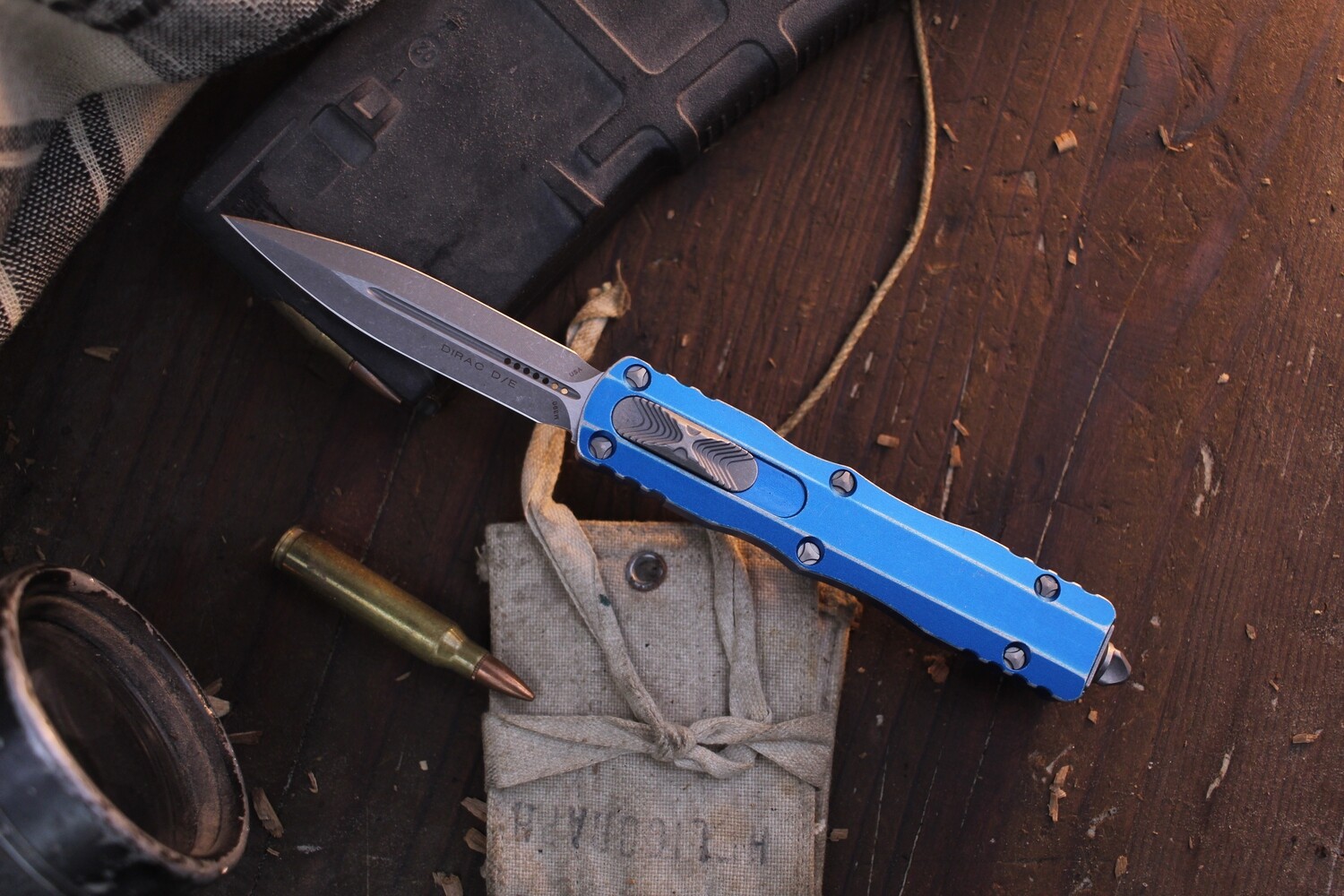Microtech Dirac 2.88&quot; Dagger OTF Auto / Distressed Blue / Apocalyptic