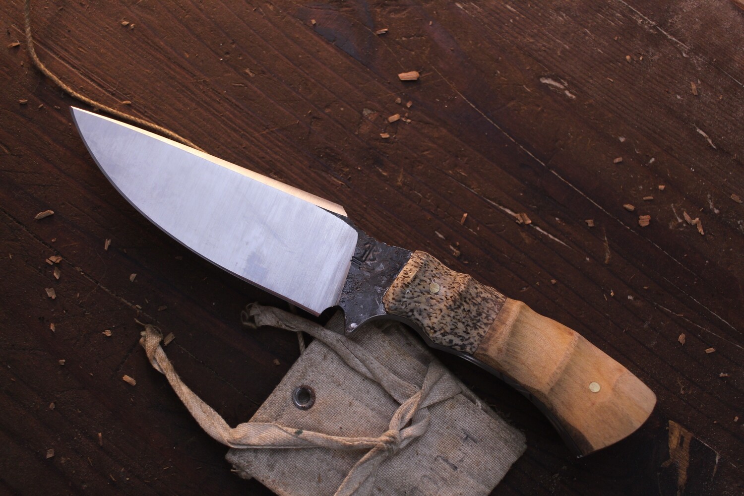 Barrett Knives Haines Hunter 4.25” Fixed Blade / Maple &amp; Whale Bone / Satin Alaskan Forged 1095