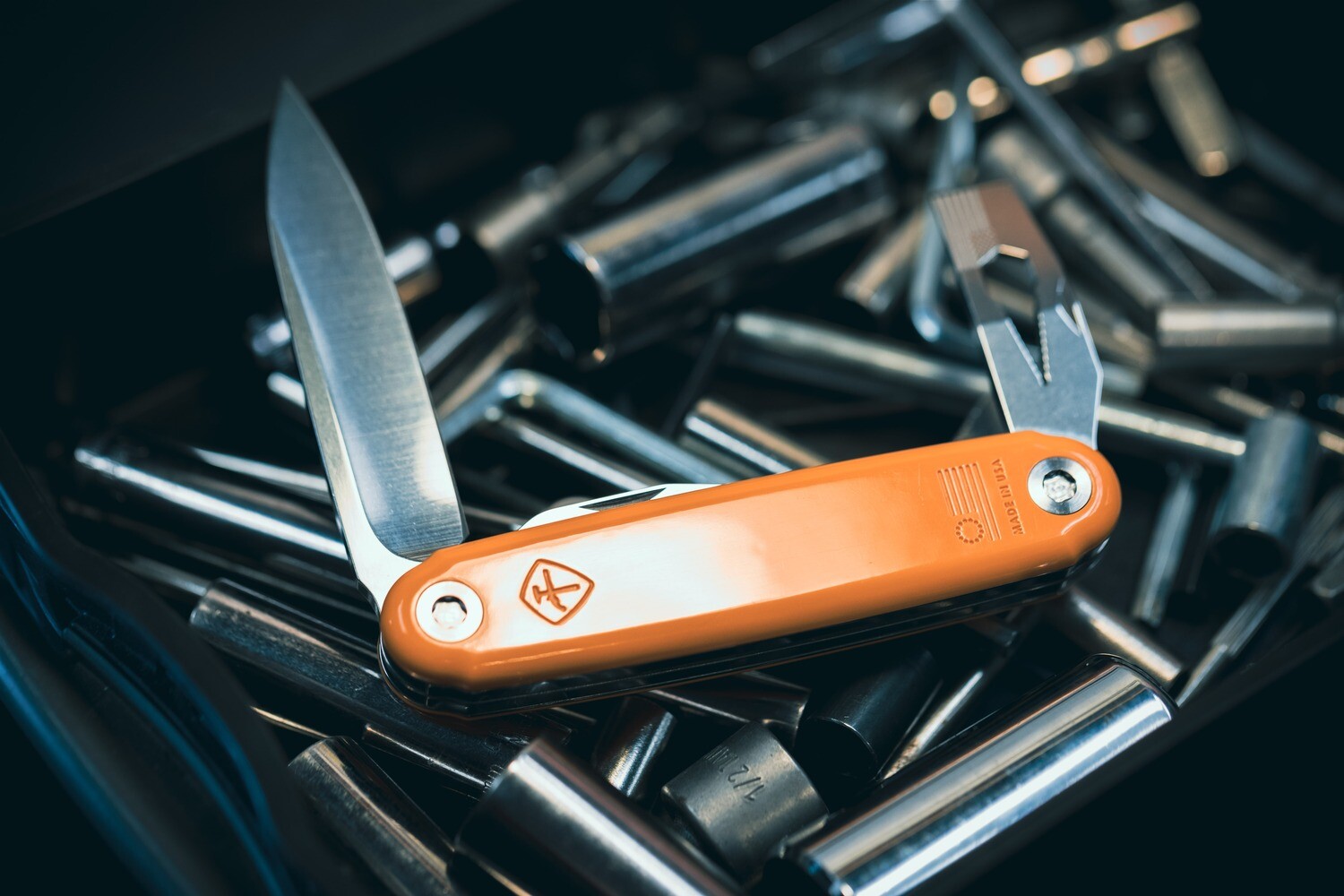 Medford Knife &amp; Tool A.S.K. Jefferson Multi-tool / Orange G10 / S45VN / Prybar / Bottle Opener ( Pre Owned )