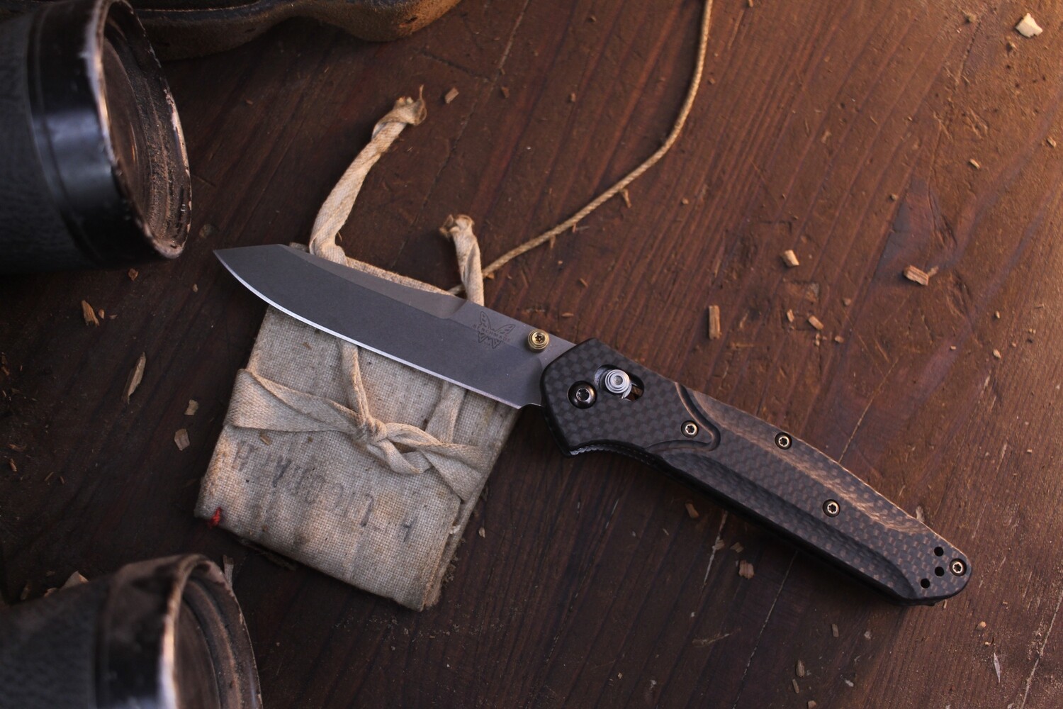 Benchmade Osborne 3.4&quot; AXIS Lock Folder / Carbon Fiber With Rockscale Designs Back Spacer &amp; Hardware / Stonewashed S90V (Pre Ow